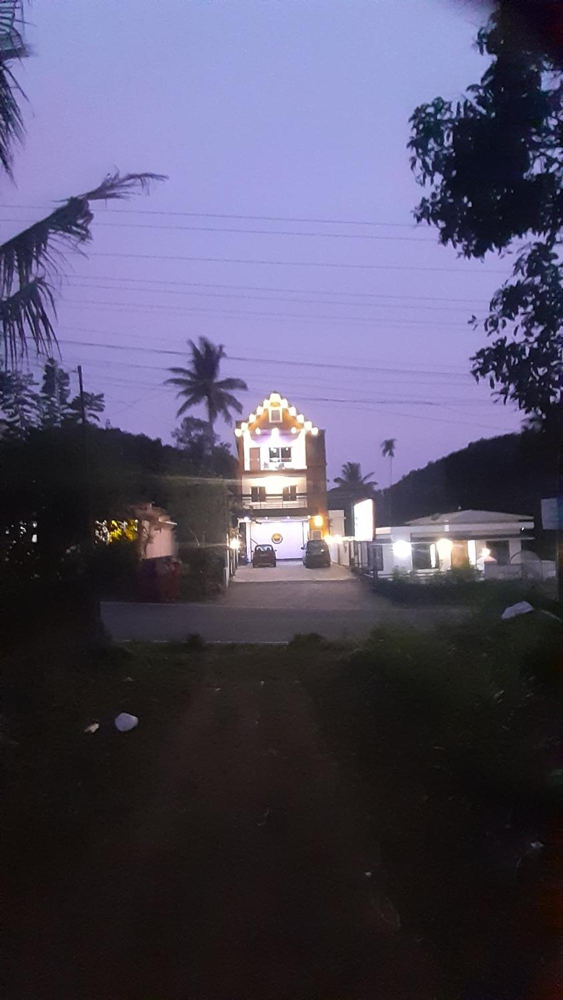 Himadri Munnar Holidays Экстерьер фото