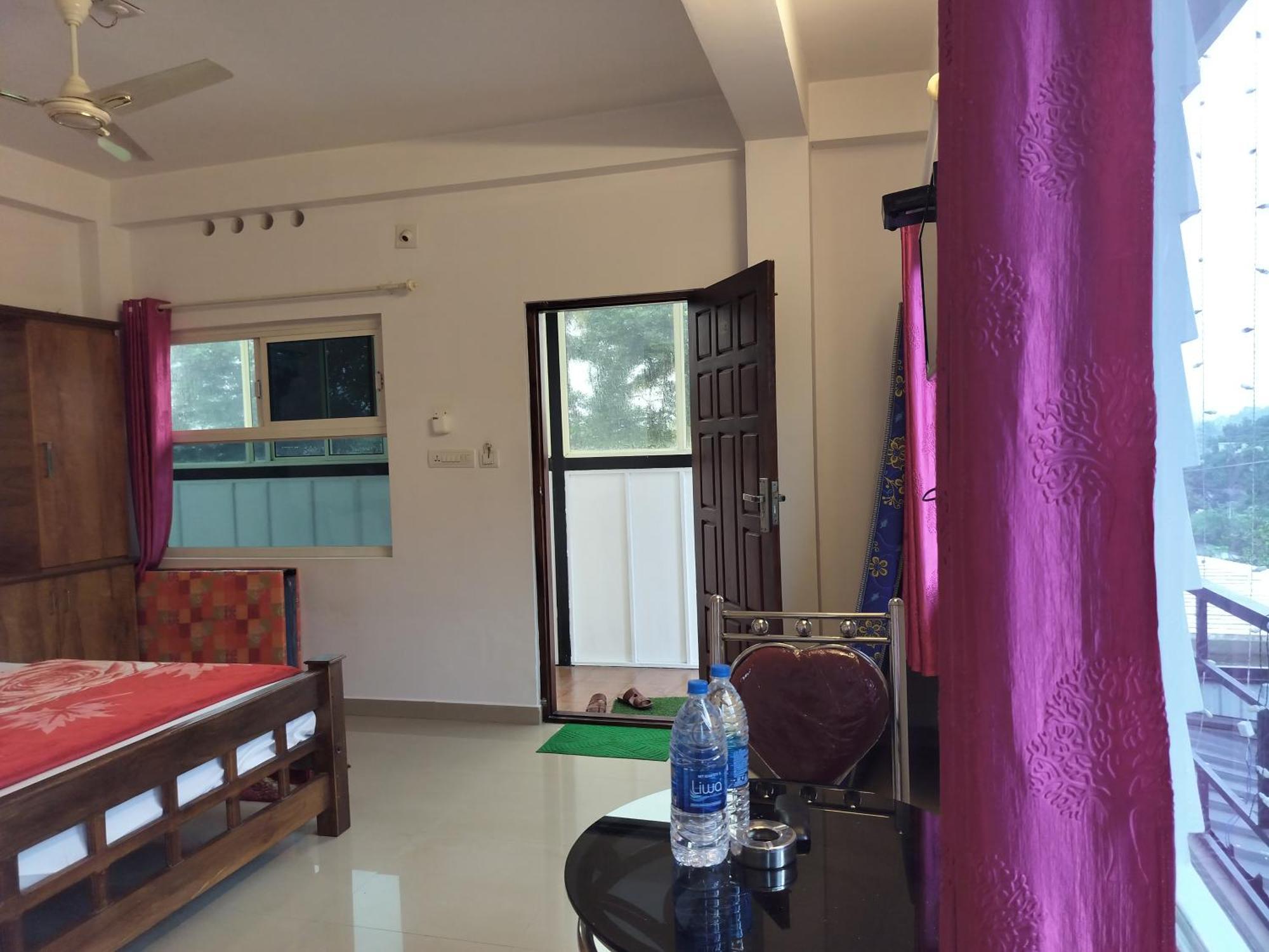 Himadri Munnar Holidays Экстерьер фото
